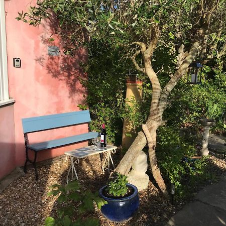 דירות Radipole Pretty Victorian Garden Flat מראה חיצוני תמונה